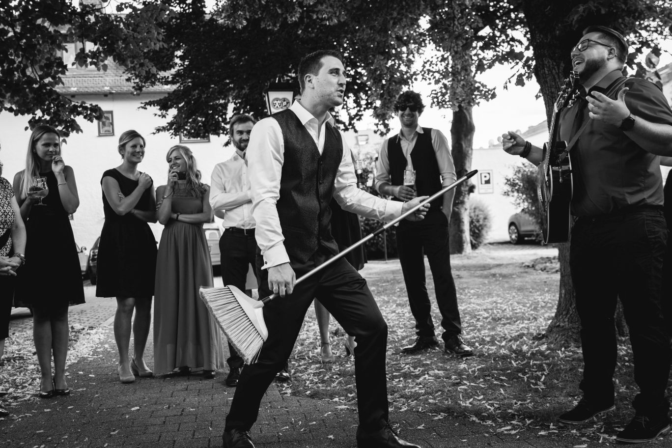 hochzeitsfotos in münchen von hochzeitsparty