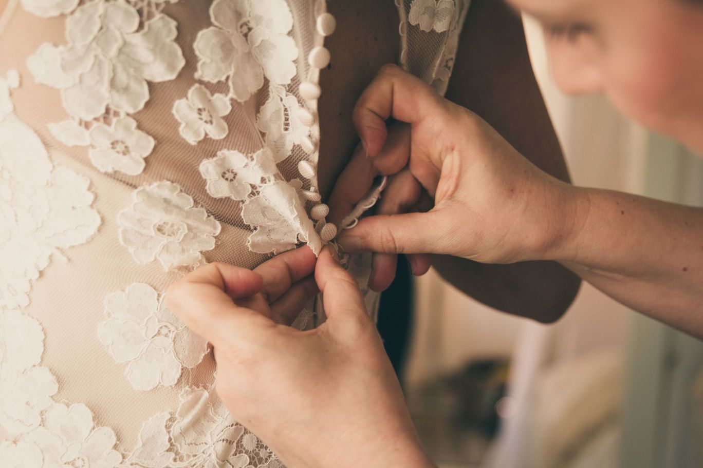 hochzeit im forsthaus wörnbrunn in grünwald bei münchen hochzeitskleid